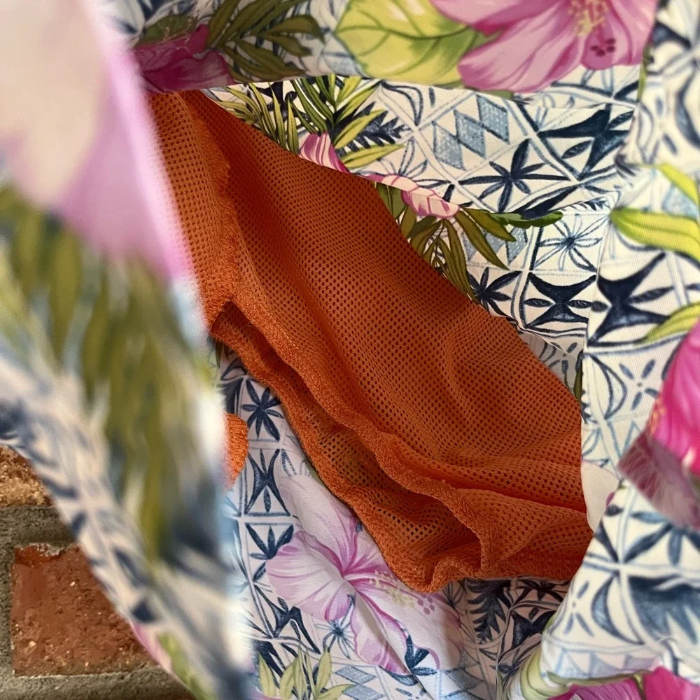 Men's Tommy Bahama Floral Hawaiian Swim Trunks Shorts Surfer Beach Sz L Mesh